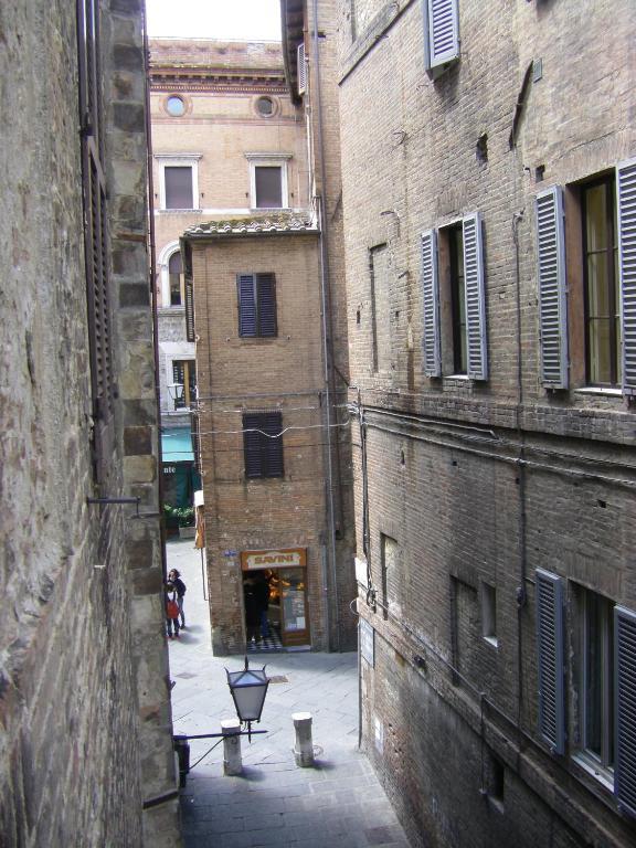 Albergo Cannon D'Oro Siena Exterior photo